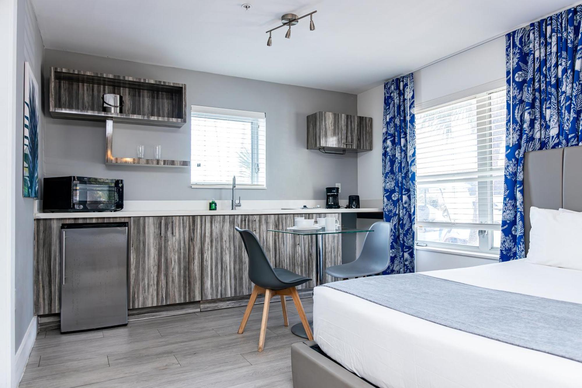 Beachside All Suites Hotel Маямі-Біч Екстер'єр фото