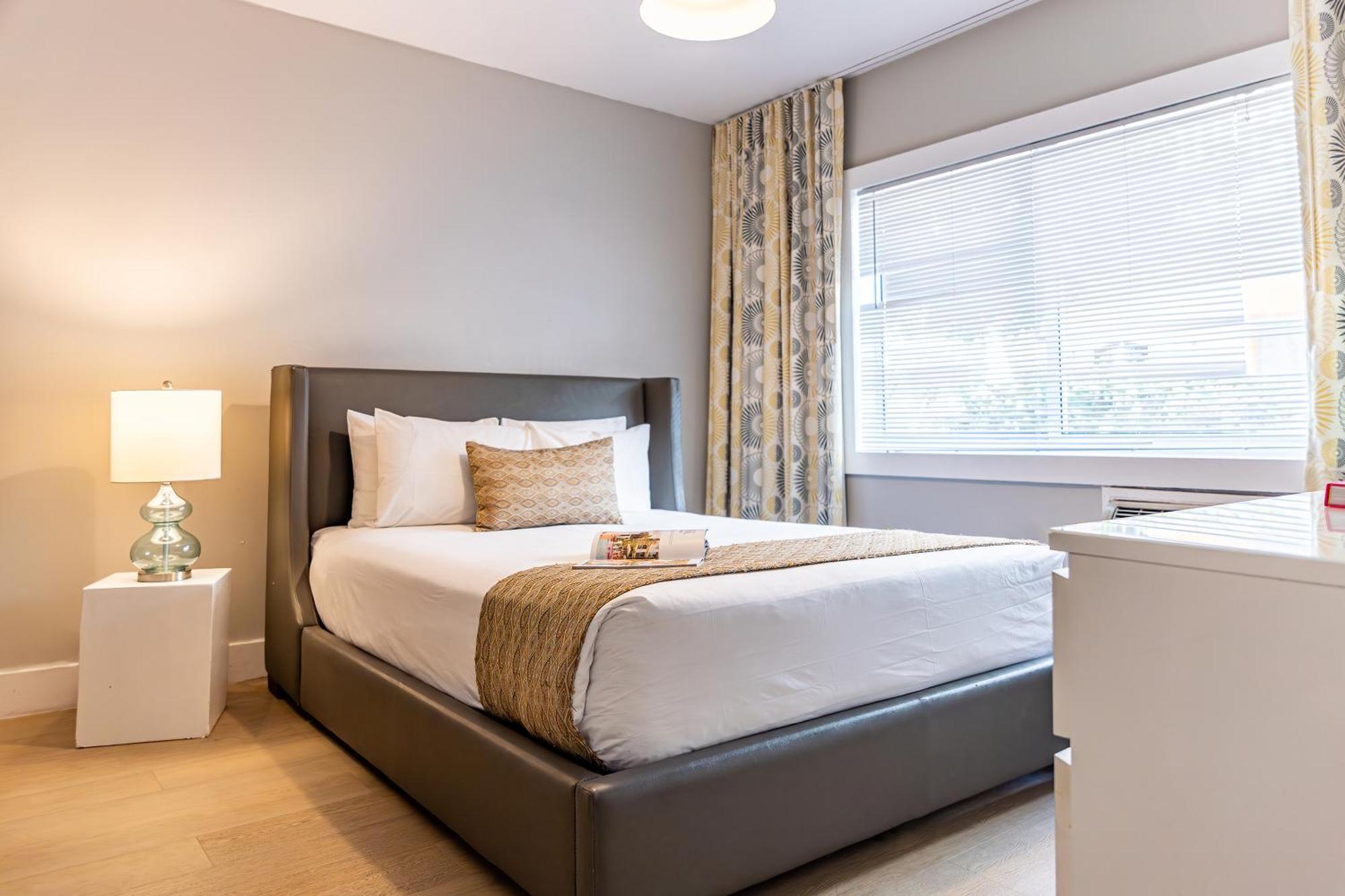 Beachside All Suites Hotel Маямі-Біч Екстер'єр фото